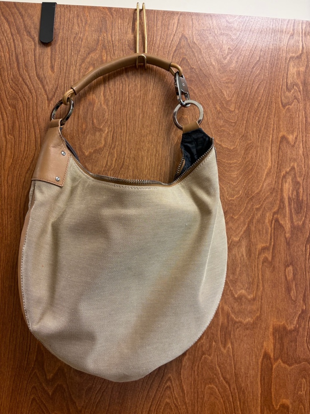 GUCCI authentic Half-moon Crescent Hobo Shoulder Handbag - Picture 13 of 13